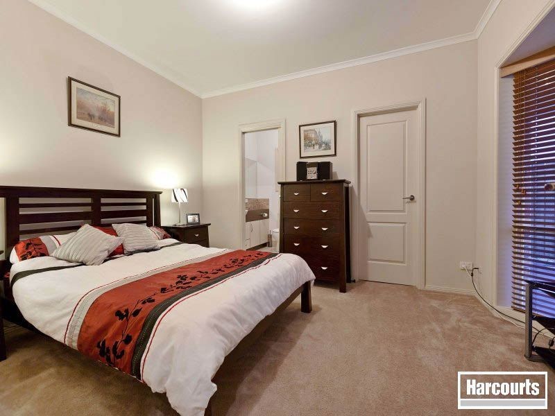 27 Royal Road, Bonbeach VIC 3196