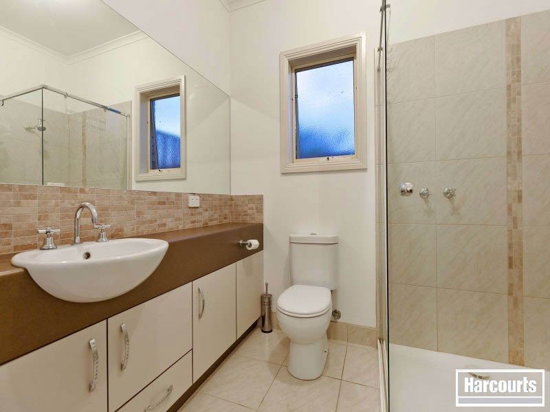 27 Royal Road, Bonbeach VIC 3196