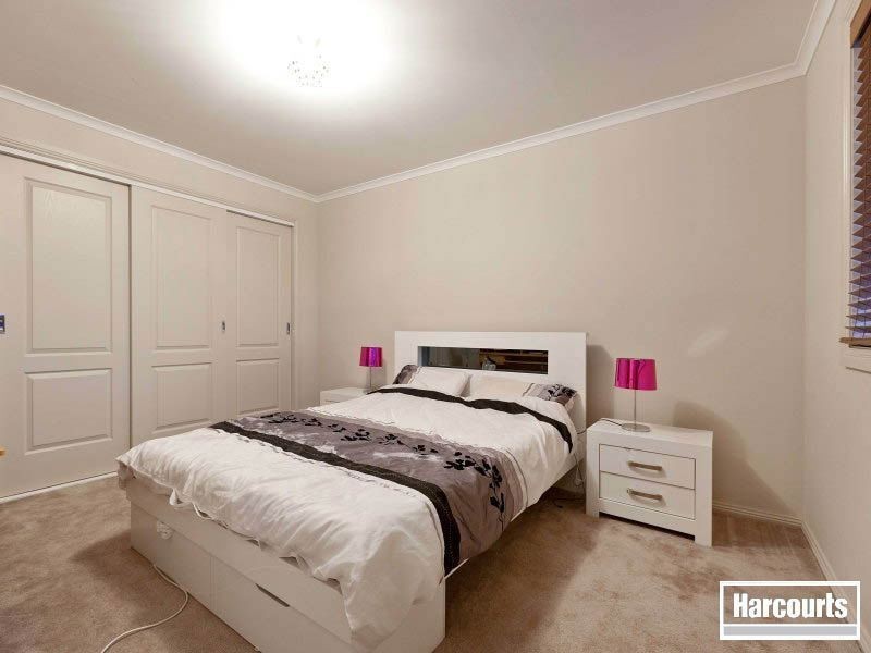 27 Royal Road, Bonbeach VIC 3196