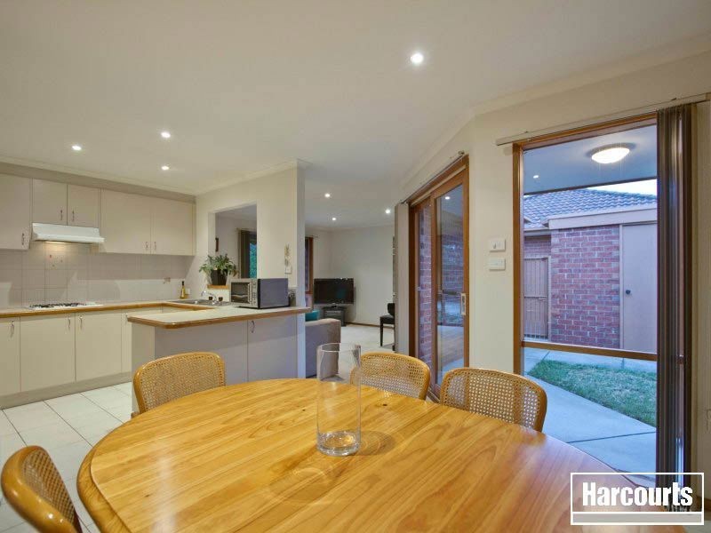 2/9 Glenola Road, Chelsea VIC 3196