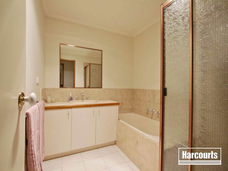 2/9 Glenola Road, Chelsea VIC 3196