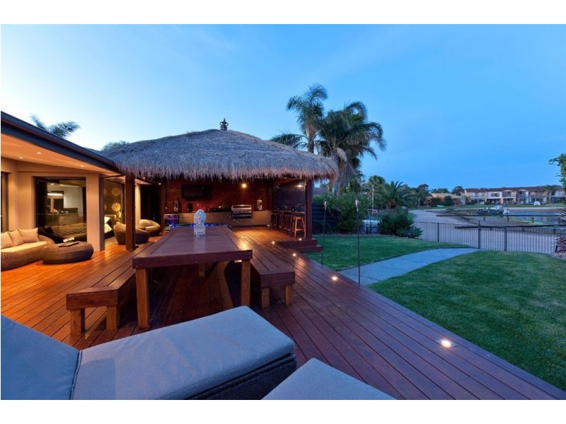 1 Brigantine Court, Patterson Lakes VIC 3197