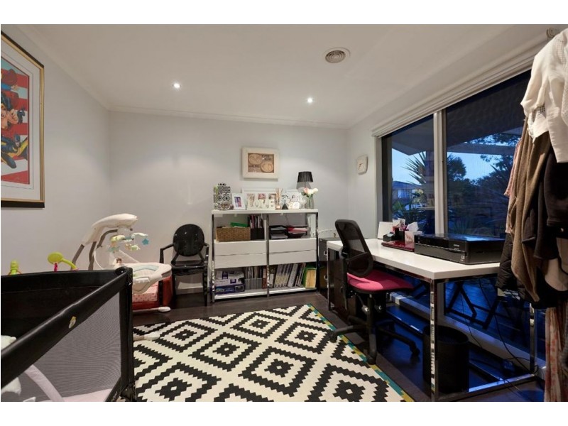 1 Brigantine Court, Patterson Lakes VIC 3197