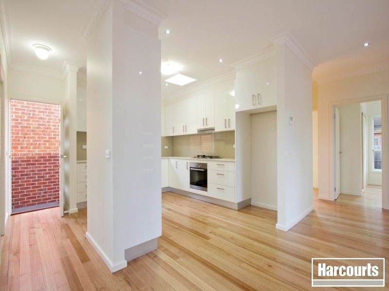 32 Cannes Avenue, Bonbeach VIC 3196