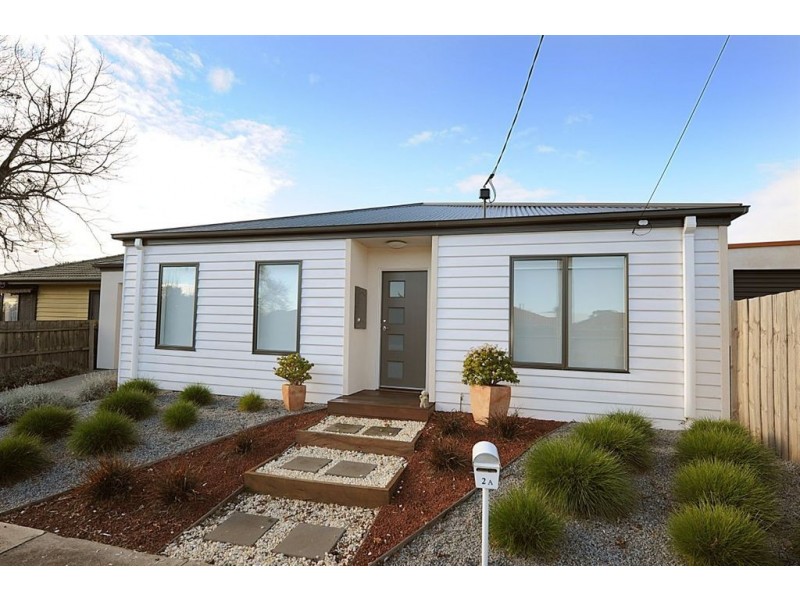 2A Vivienne Street, Seaford VIC 3198