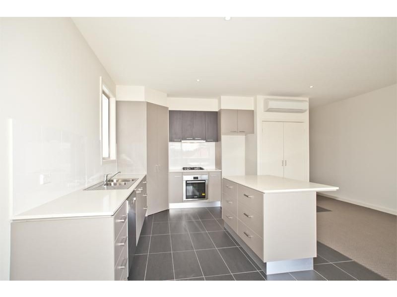 1/16 McLeod Road, Carrum VIC 3197