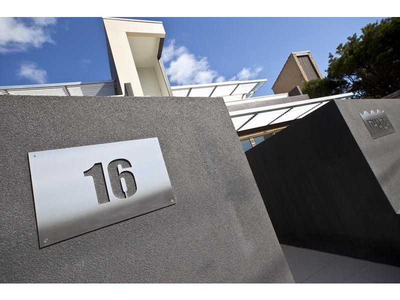 1/16 McLeod Road, Carrum VIC 3197