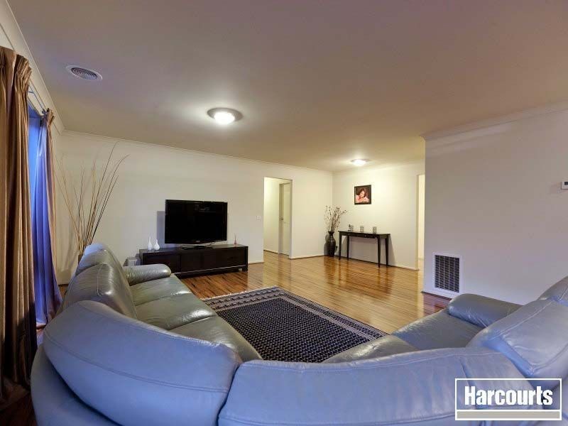 13 Wodalla Place, Lyndhurst VIC 3975