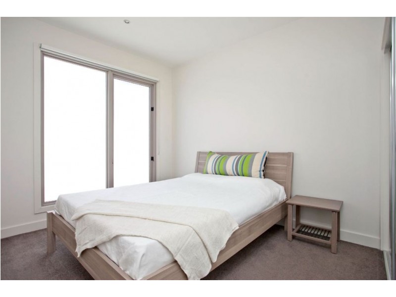 1-4/5 Lord Weaver Grove, Bonbeach VIC 3196