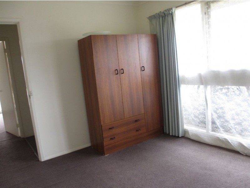 37 Belvedere Road, Seaford VIC 3198