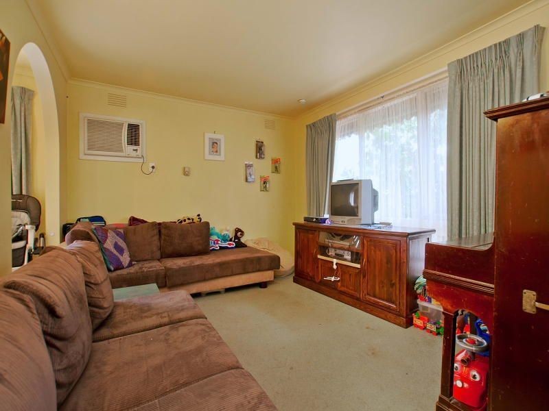 2/10 golden avenue, Chelsea VIC 3196