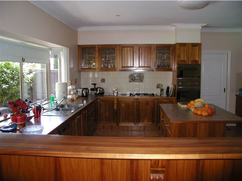 5 GREENLAND DRIVE, Drouin VIC 3818