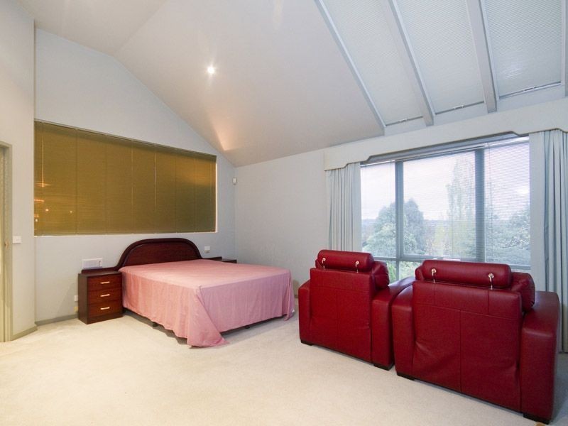 5 Colonial Court, Narre Warren South VIC 3805