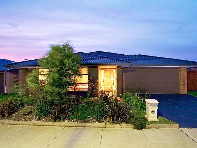22 Adriana Circiut, Cranbourne South VIC 3977