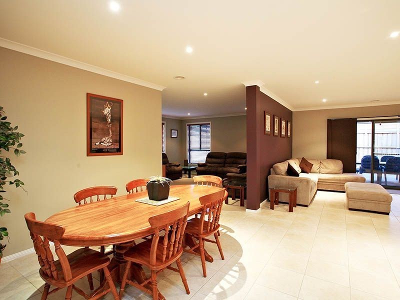 22 Adriana Circiut, Cranbourne South VIC 3977