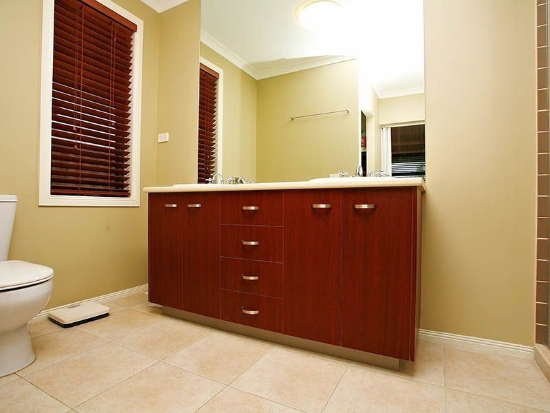 22 Adriana Circiut, Cranbourne South VIC 3977