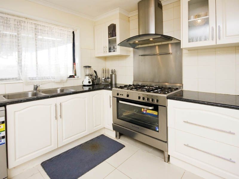 11 Springfield Drive, Narre Warren VIC 3805