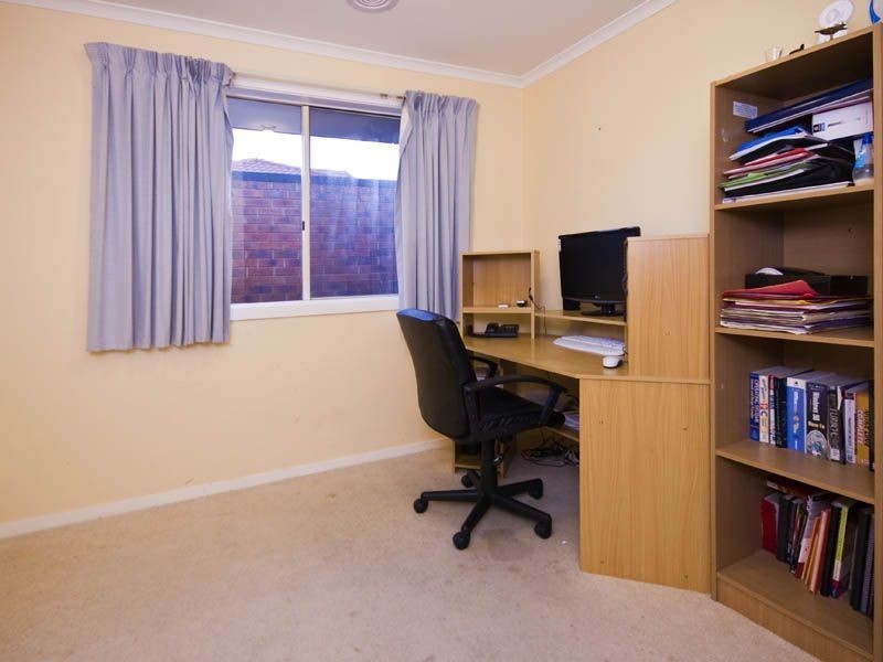 1 CORKER CLOSE, Narre Warren VIC 3805