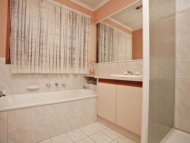 107 Saffron Drive, Narre Warren VIC 3805