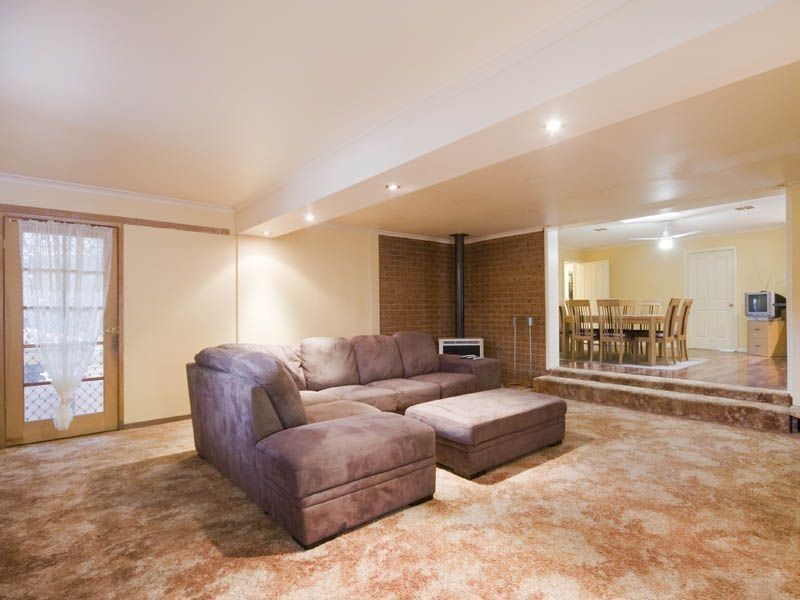 13 Guildford Crescent, Narre Warren VIC 3805