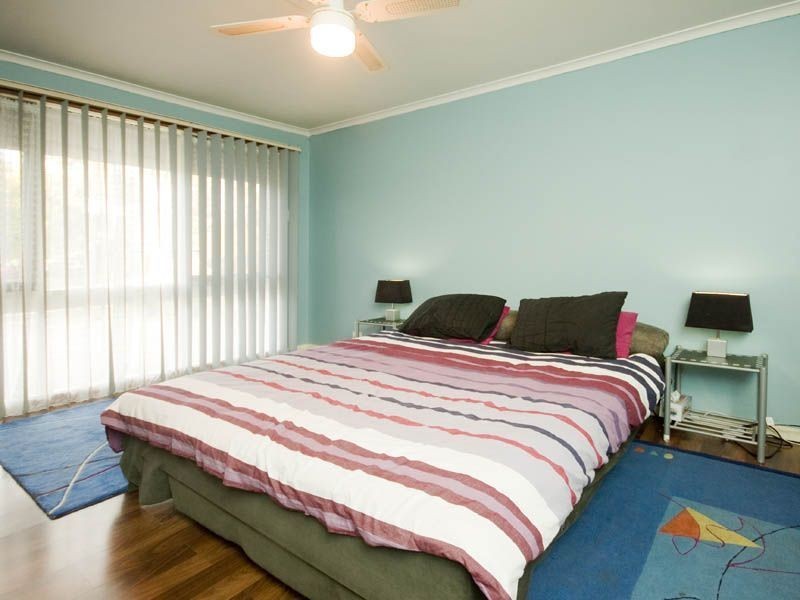 13 Guildford Crescent, Narre Warren VIC 3805