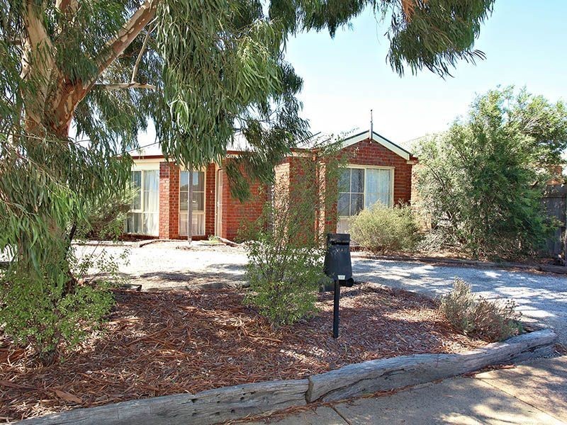 1 Warrenwood Place, Narre Warren VIC 3805
