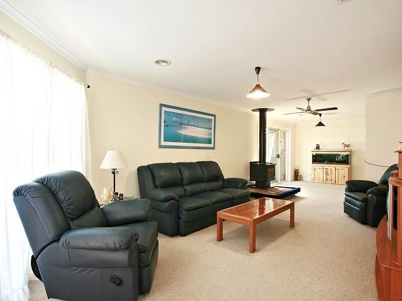 1 Warrenwood Place, Narre Warren VIC 3805