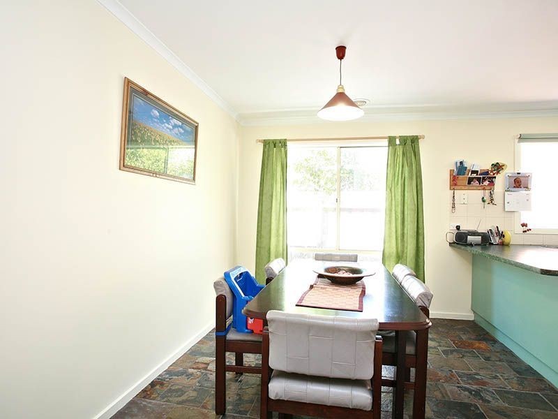 1 Warrenwood Place, Narre Warren VIC 3805