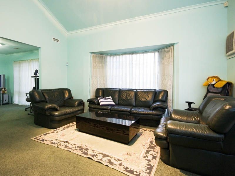 103 Saffron Drive, Narre Warren VIC 3805