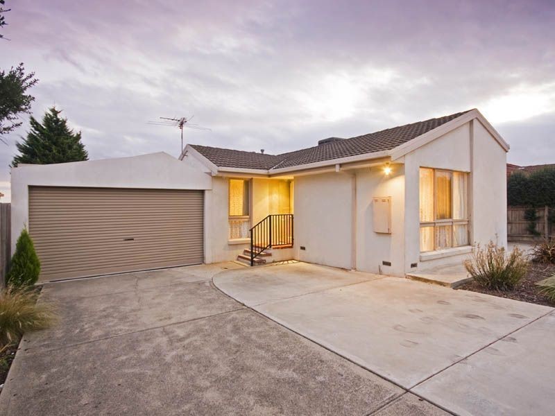 9 George Chudleigh Drive, Hallam VIC 3803