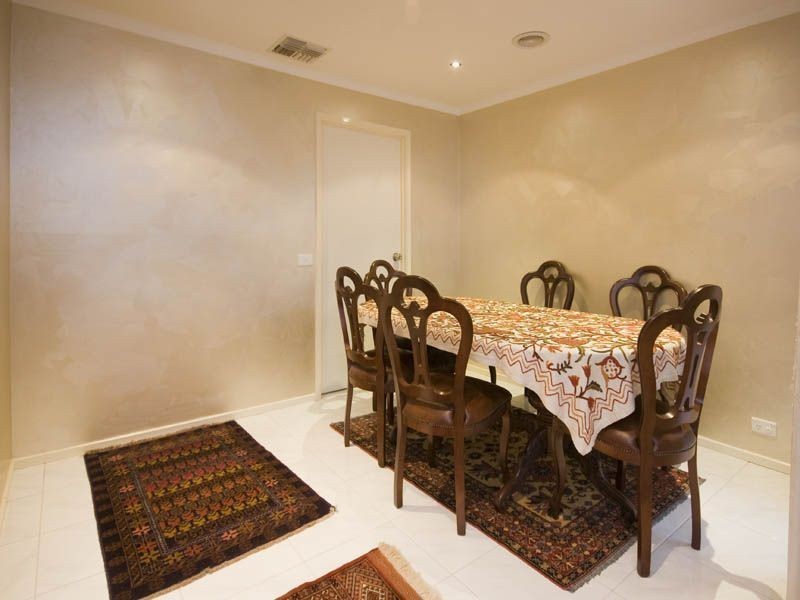 9 George Chudleigh Drive, Hallam VIC 3803