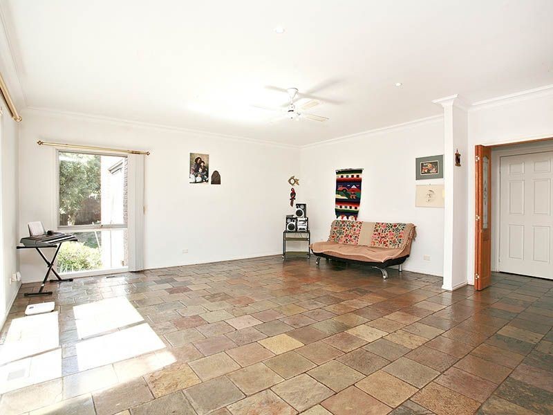 1 Kalmia Court, Narre Warren VIC 3805