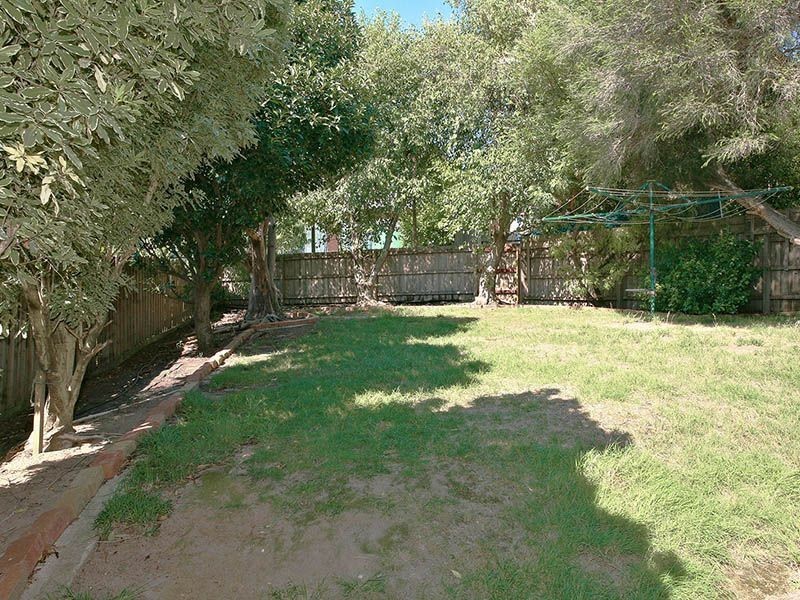 1 Kalmia Court, Narre Warren VIC 3805