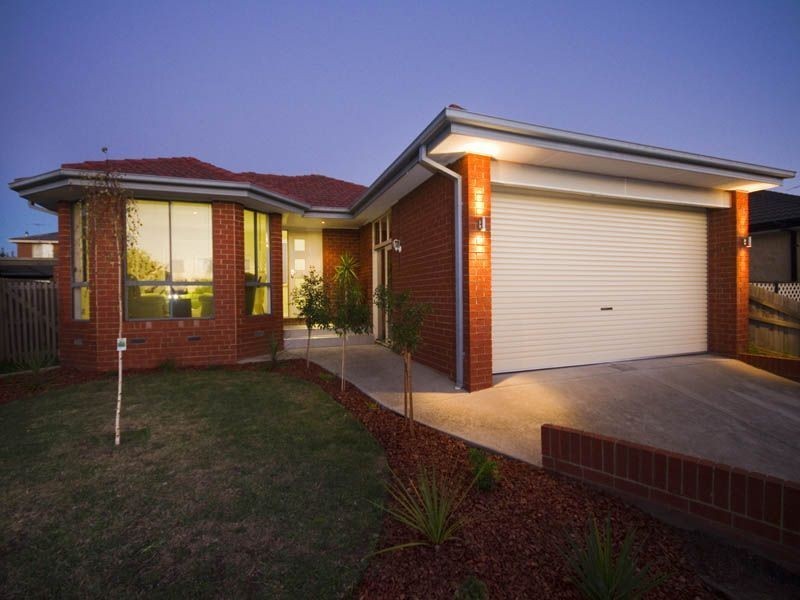 96 Saffron Drive, Narre Warren VIC 3805