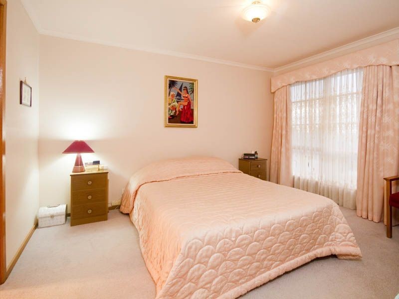 9 Bridle Court, Endeavour Hills VIC 3802