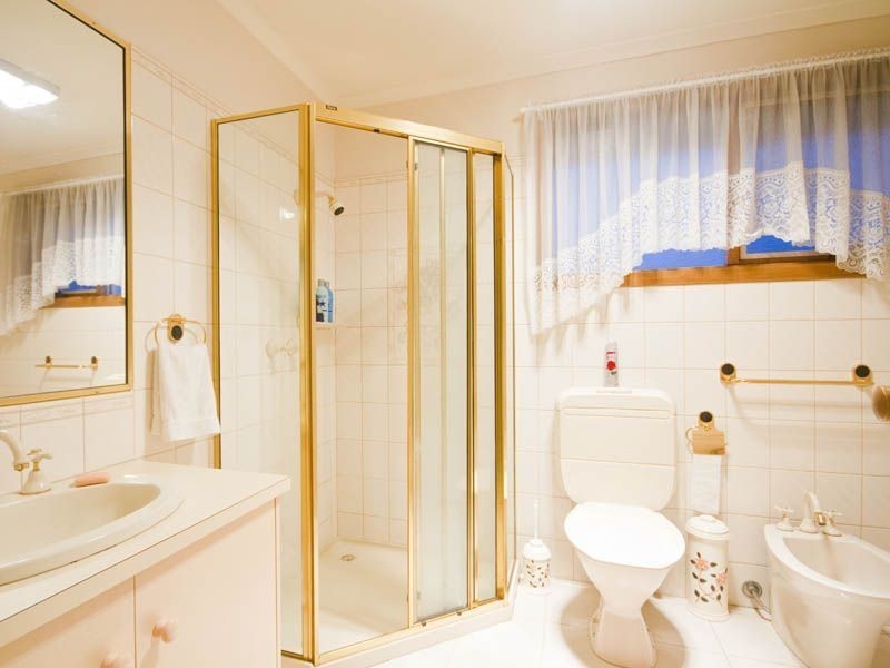 9 Bridle Court, Endeavour Hills VIC 3802