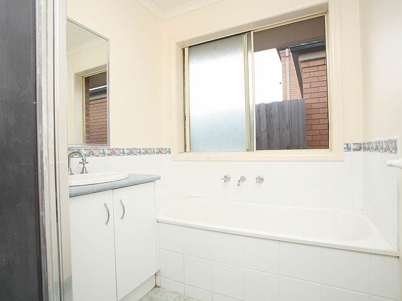 43 Elida Crescent, Narre Warren South VIC 3805