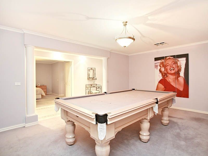 109 Amber Crescent, Narre Warren VIC 3805