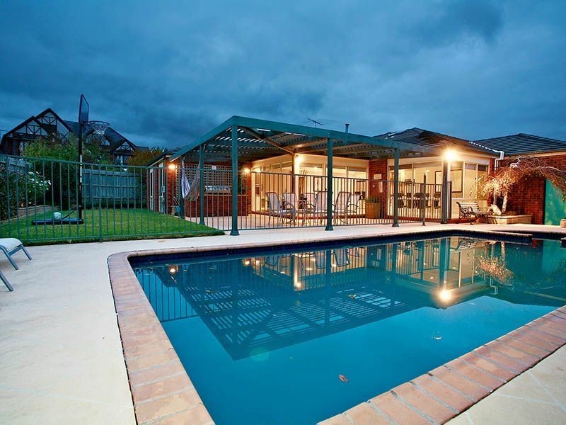 109 Amber Crescent, Narre Warren VIC 3805