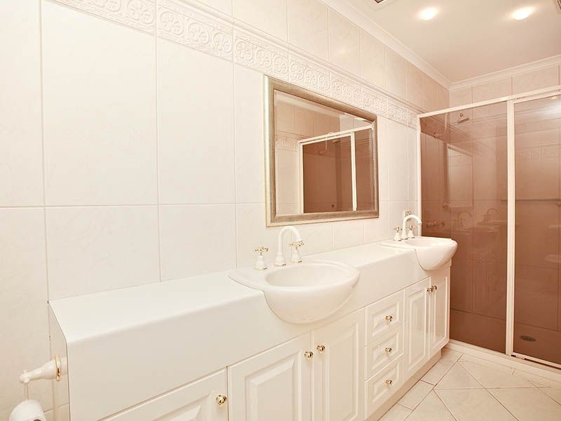 109 Amber Crescent, Narre Warren VIC 3805