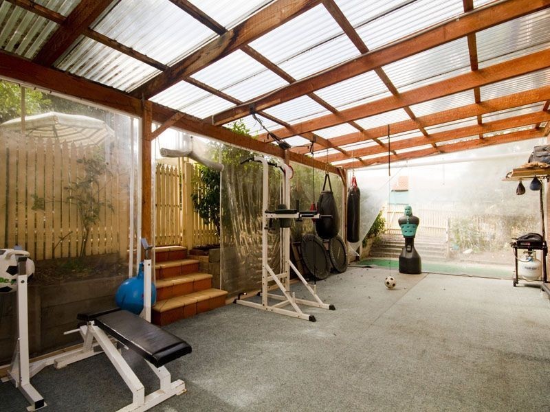 1 Raven Crescent, Narre Warren VIC 3805