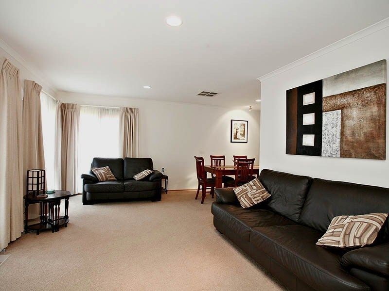 4 Shawnee Court, Narre Warren VIC 3805