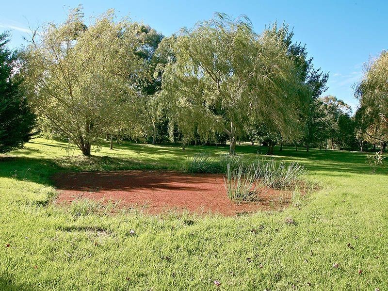 579 Bessie Creek Road, Nar Nar Goon North VIC 3812