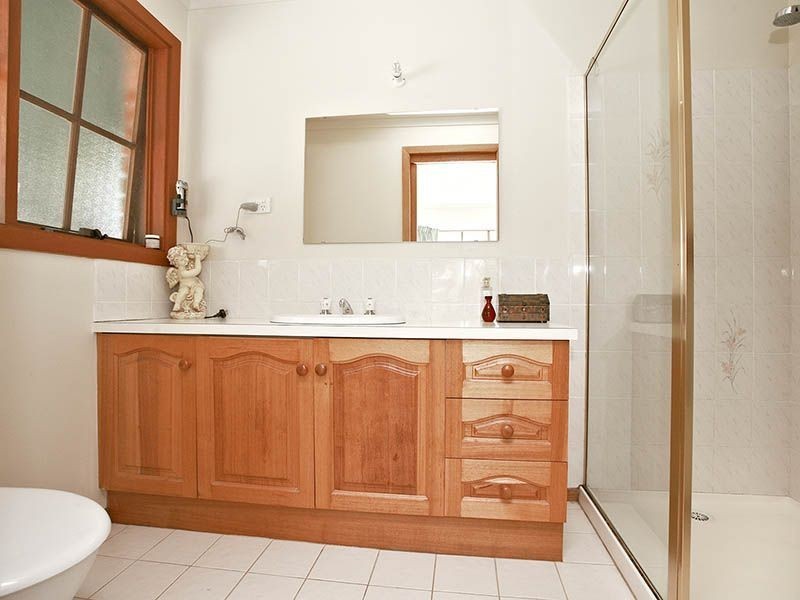 579 Bessie Creek Road, Nar Nar Goon North VIC 3812