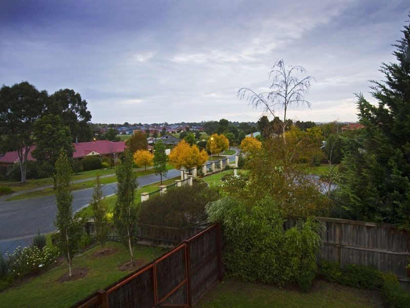 5 Wheatsheaf Court, Narre Warren North VIC 3804