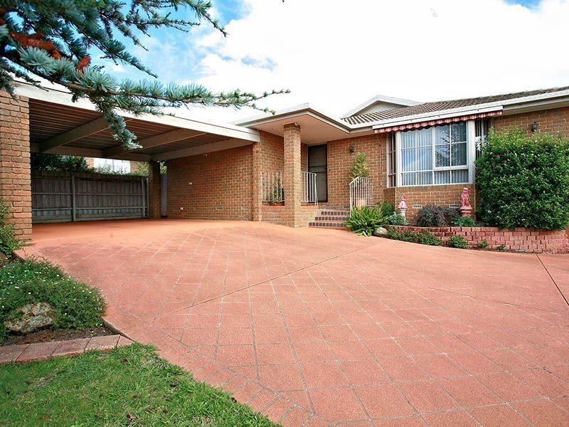 16 Christopher Court, Hallam VIC 3803