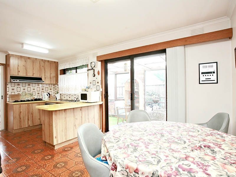 8 Rolstone Court, Narre Warren VIC 3805