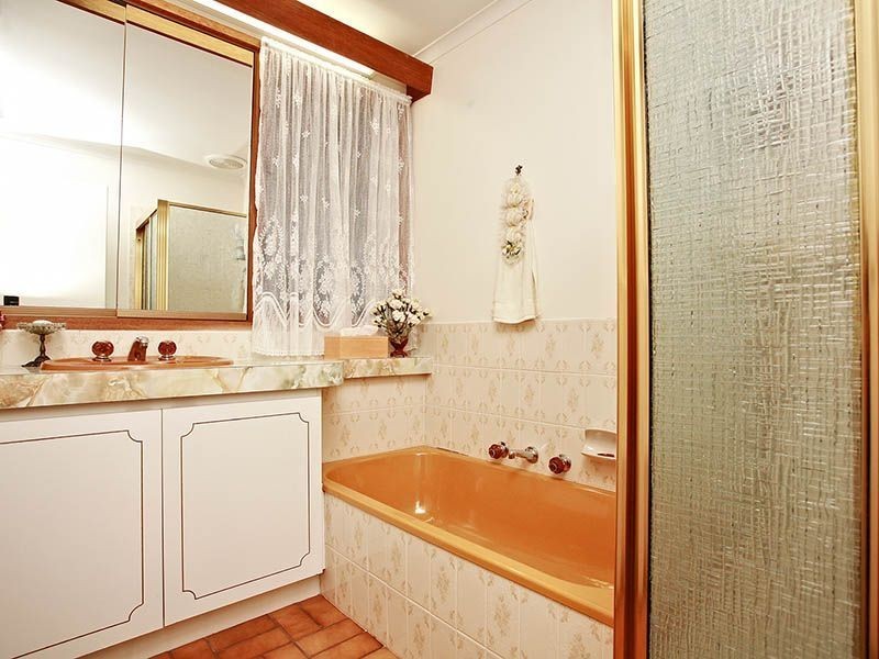 8 Rolstone Court, Narre Warren VIC 3805