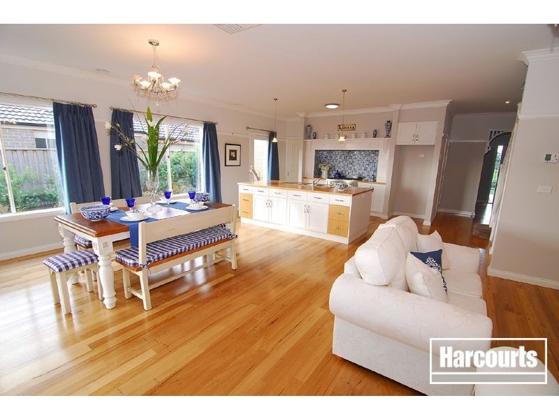 3 Hawkshead Place, Cranbourne North VIC 3977