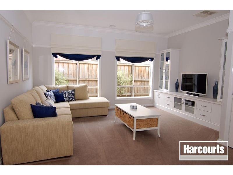 3 Hawkshead Place, Cranbourne North VIC 3977